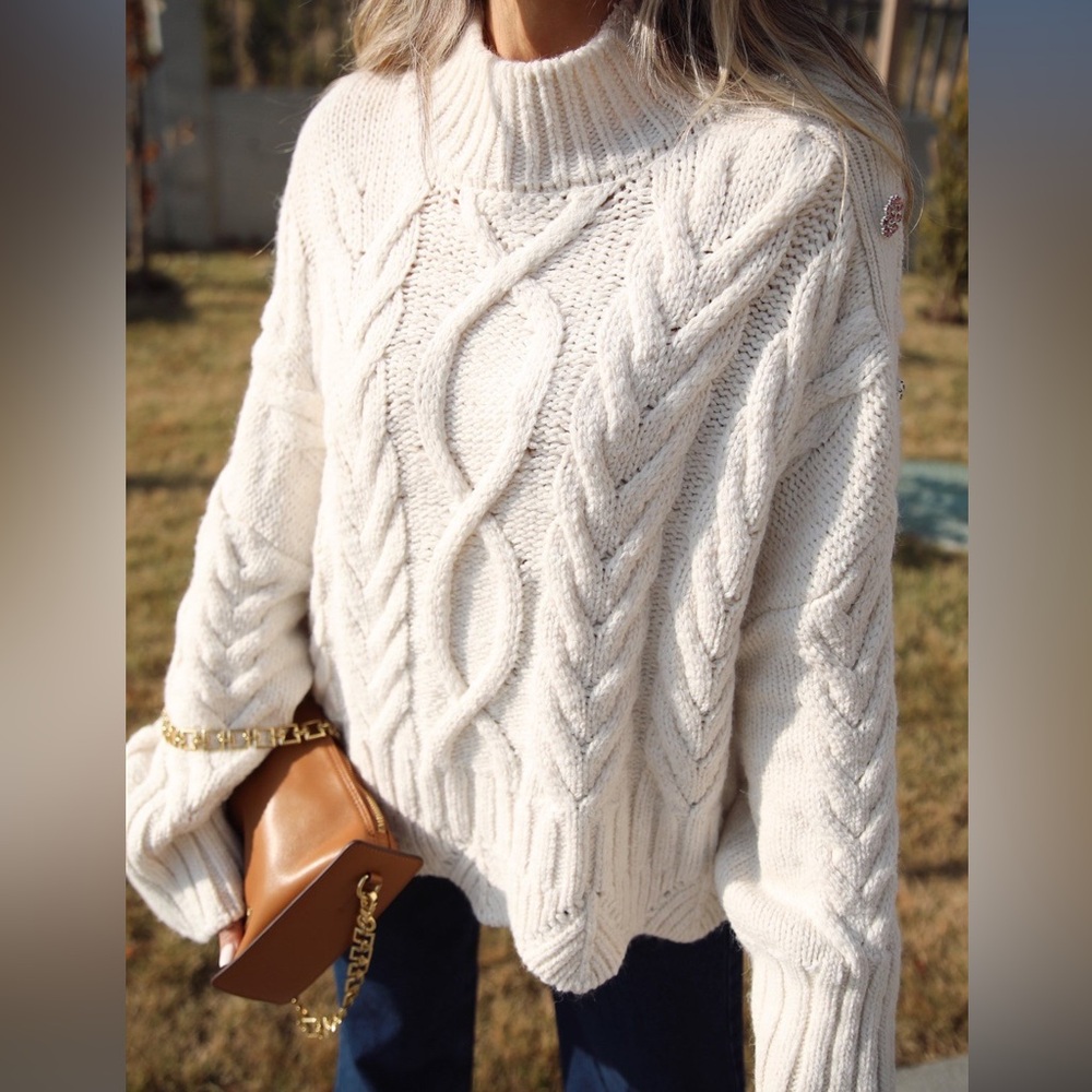 Zara *NWT* Cable Knit Sweater - Picture 2 of 10